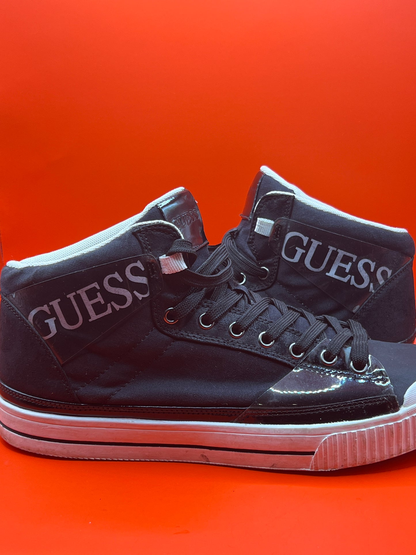 Guess Trainers