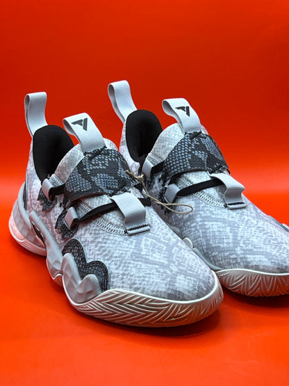 Adidas Trae Young 1